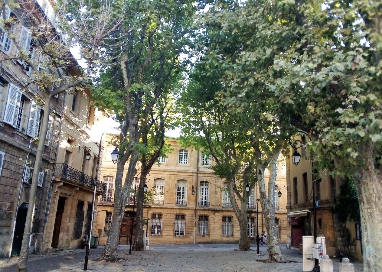 Beau Duplex Avec Terrasse - Centre Historique Daire Aix-en-Provence Dış mekan fotoğraf