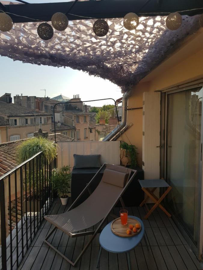 Beau Duplex Avec Terrasse - Centre Historique Daire Aix-en-Provence Dış mekan fotoğraf